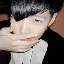 qq绝版头像图片$$男生_WWW.WHOISQQ.COM