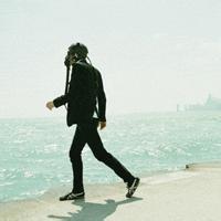 靠海边的男生头像图片_WWW.WHOISQQ.COM
