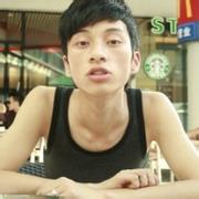 qq男生小宅男头像图片_WWW.WHOISQQ.COM
