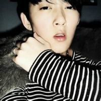 男生超拽呐喊头像图片_WWW.WHOISQQ.COM