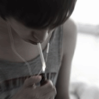 qq头像图片闪烁男生伤感_WWW.WHOISQQ.COM