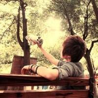 背影全身照头像图片男生_WWW.WHOISQQ.COM