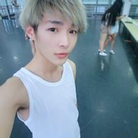 qq男生学生风格头像图片_WWW.WHOISQQ.COM