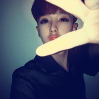 qq头像图片蓝色头发男生_WWW.WHOISQQ.COM