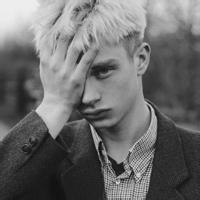 高调男生头像图片_WWW.WHOISQQ.COM