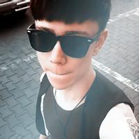 男生头像图片喝酒伤心图片_WWW.WHOISQQ.COM