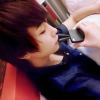 90后qq男生嚣张头像图片_WWW.WHOISQQ.COM