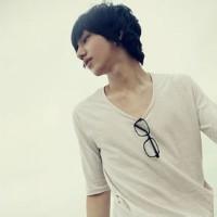 热恋男生头像图片_WWW.WHOISQQ.COM
