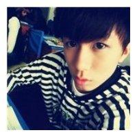 qq霸道男生头像图片拿枪_WWW.WHOISQQ.COM