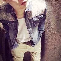 qq霸道男生头像图片拿枪_WWW.WHOISQQ.COM