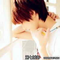 头像图片男生靠窗_WWW.WHOISQQ.COM