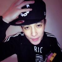 扣扣男生头像图片小清新_WWW.WHOISQQ.COM
