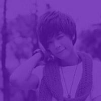紫色男生头像图片_WWW.WHOISQQ.COM