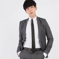 qq头像图片西装男生_WWW.WHOISQQ.COM