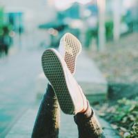 qq头像图片爱心形状男生_WWW.WHOISQQ.COM