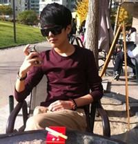好看的qq男生开车头像图片_WWW.WHOISQQ.COM