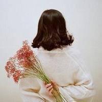 qq头像图片男生背影短发_WWW.WHOISQQ.COM