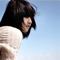 qq头像图片男生背影短发_WWW.WHOISQQ.COM