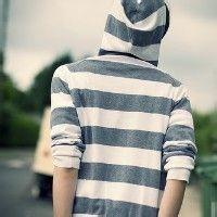 好看的男生背景头像图片_WWW.WHOISQQ.COM