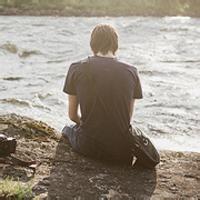 好看的男生背景头像图片_WWW.WHOISQQ.COM