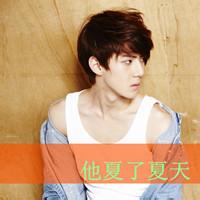 戴墨镜成熟男生头像图片_WWW.WHOISQQ.COM