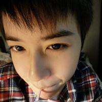 qq头像图片14.5岁的男生_WWW.WHOISQQ.COM