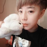 qq男生蒙眼睛头像图片_WWW.WHOISQQ.COM