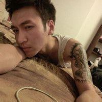 带纹身的男生qq头像图片_WWW.WHOISQQ.COM