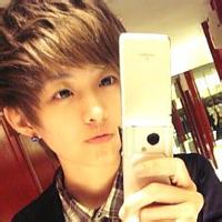 侧脸斜刘海男生头像图片_WWW.WHOISQQ.COM