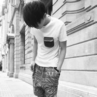 男生牵小孩的头像图片_WWW.WHOISQQ.COM