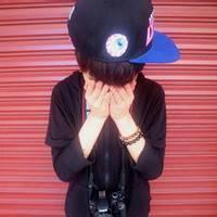 qq头像图片男生倒立_WWW.WHOISQQ.COM