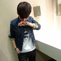 qq头像图片打篮球的男生_WWW.WHOISQQ.COM
