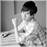 局部男生头像图片_WWW.WHOISQQ.COM