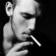 男生全黑经典头像图片_WWW.WHOISQQ.COM