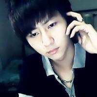 qq校友男生头像图片_WWW.WHOISQQ.COM