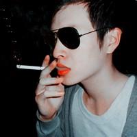 拽气qq男生头像图片_WWW.WHOISQQ.COM