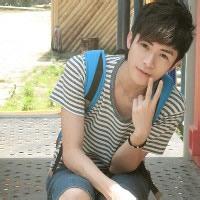 单眼皮男生头像图片_WWW.WHOISQQ.COM