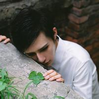 干净欧美男生头像图片_WWW.WHOISQQ.COM