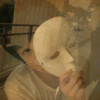 qq头像图片男生喝冰锐_WWW.WHOISQQ.COM