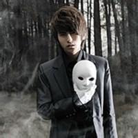 男生qq热恋头像图片_WWW.WHOISQQ.COM