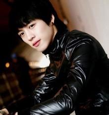 帅气的游戏男生头像图片_WWW.WHOISQQ.COM