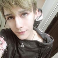qq头像图片男生带灯光_WWW.WHOISQQ.COM