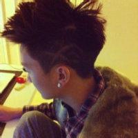 短发硬气男生头像图片_WWW.WHOISQQ.COM