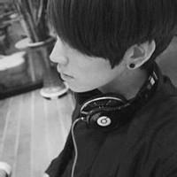 男生现在最流行的头像图片_WWW.WHOISQQ.COM