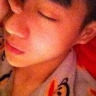 qq头像图片男生帅透明_WWW.WHOISQQ.COM
