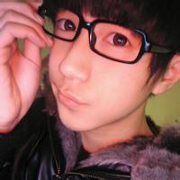 qq头像图片男生阳光可爱_WWW.WHOISQQ.COM