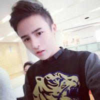 只露眉毛男生头像图片_WWW.WHOISQQ.COM