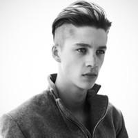 超好看男生qq头像图片_WWW.WHOISQQ.COM