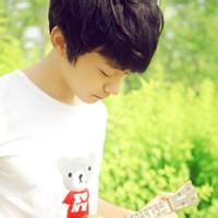 小青春男生头像图片_WWW.WHOISQQ.COM