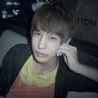 qq头像图片 男生100_WWW.WHOISQQ.COM